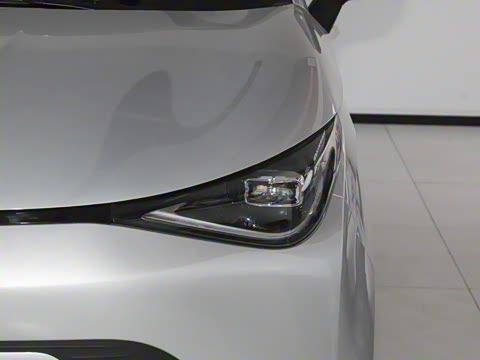 2025�� Mate 300km̤�˰�