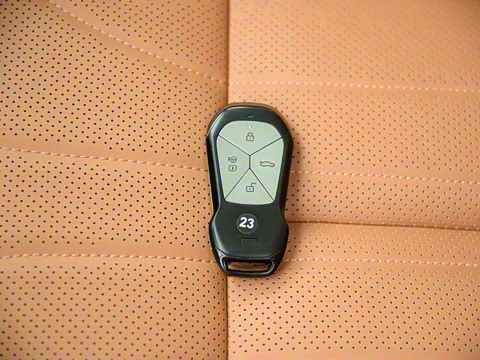 2025�� 680 ������������ Max