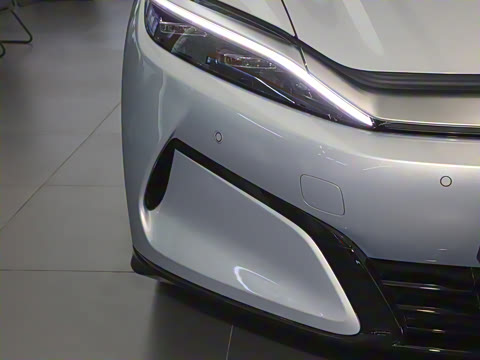 2025�� EV 701KM�����״��콢��