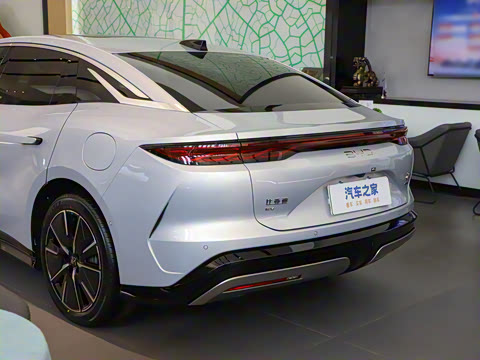 2025�� EV 701KM�����״��콢��