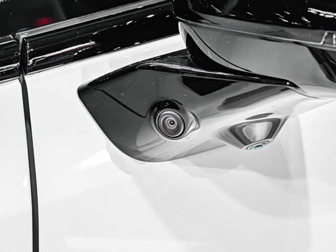 2025�� 630 Max��