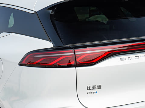 2025�� �Ǽݰ� DM-i 115KM �����