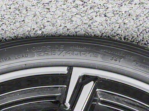 2025�� 225L M�˶���ҹ��װ