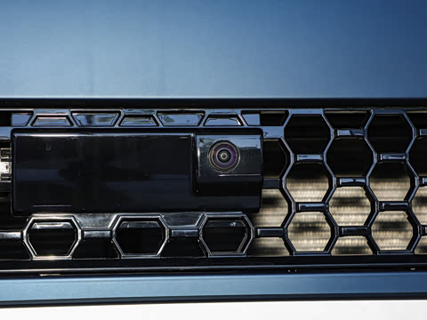 2025�� 4.4 V8 SV Edition Two