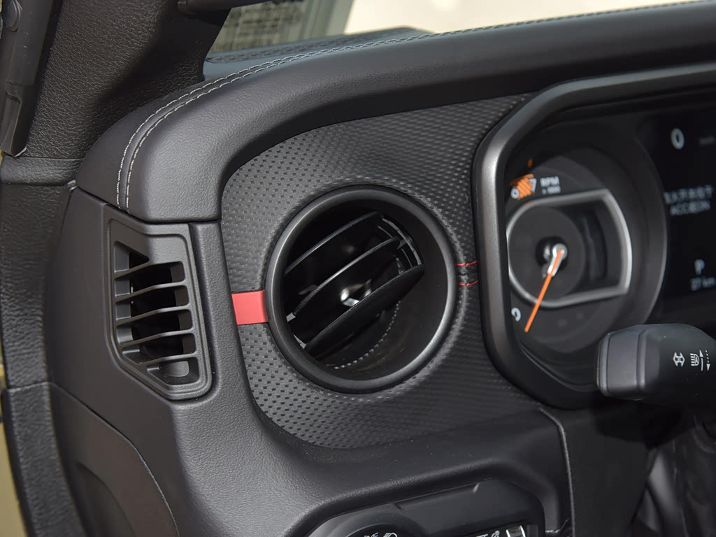 Jeep Wrangler IV (JL) Рестайлинг, Внедорожник 3 дв.: фото поколения