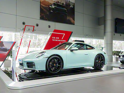 2025�� Carrera 3.0T