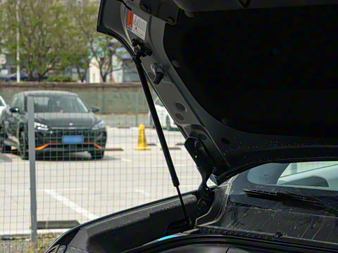 2025�� 501KM ����Max��