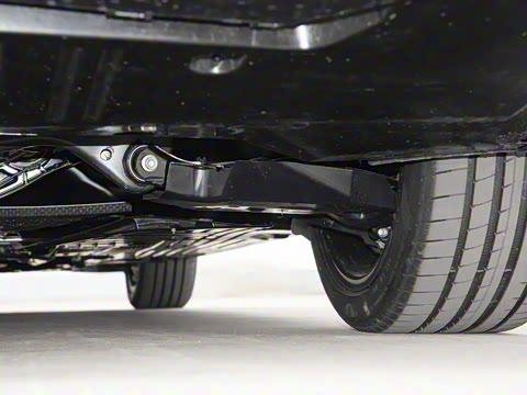 2025�� �Ŀ� C 260 L �˶���