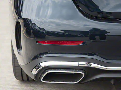 2025�� �Ŀ� C 260 L �˶���