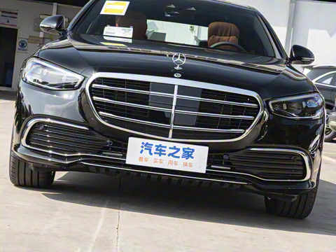 2025�� S 400 L ������