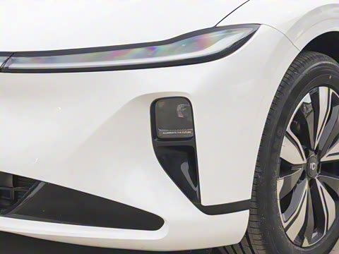 2025�� �������̰� 140��Ӣ��