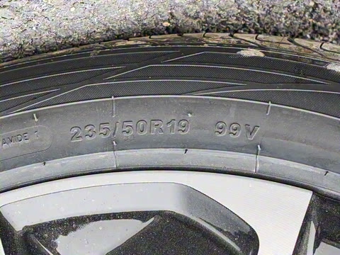 2025�� EV �Ǽݰ� 605km �콢��