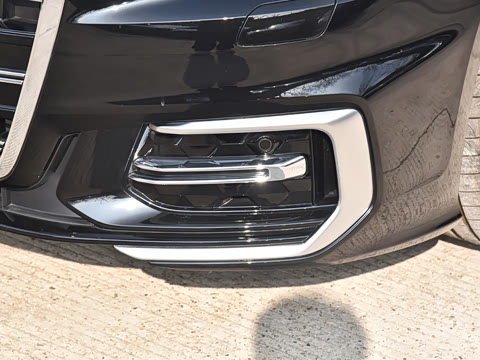 2025�� �Ŀ� 55 TFSI quattro ����������