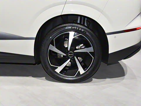 2025�� EV 605�캽Plus��