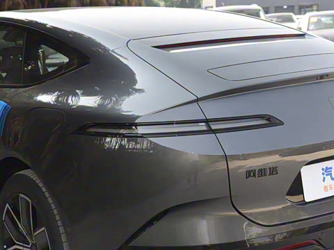 2025�� Ultra���������