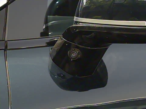 2025�� 700 Ultra�������������״��