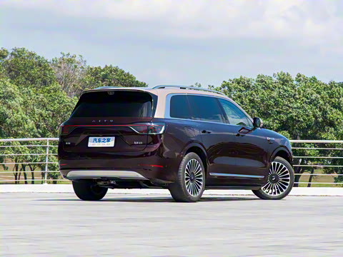 2025�� ���� Ultra�� 52kWh 6����