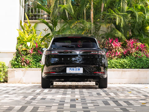 2025�� ����   Ultra ������