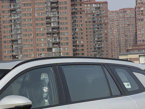 2025�� 636Ultra���Ȱ� 5��