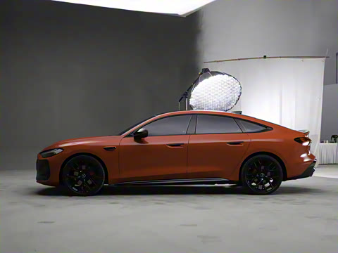 2026�� TFSI quattro 150kW �׷�������