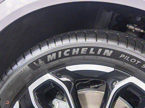 2025�� 725 �������� Max �콢��