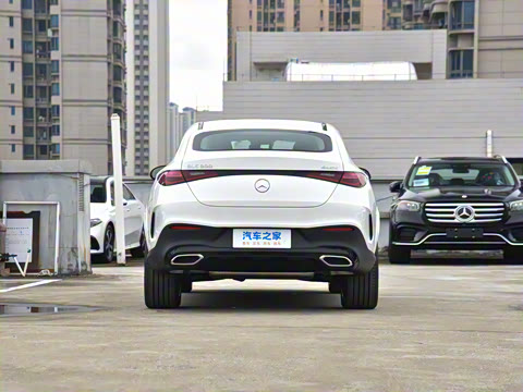 2025�� �Ŀ� GLC 300 4MATIC ����SUV