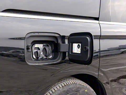 2025�� EV �������������