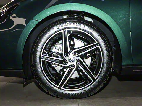 2025�� 1.5T 300 DCT������