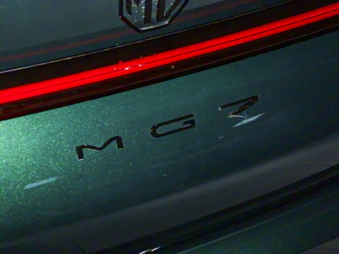 2025�� 1.5T 300 DCT������