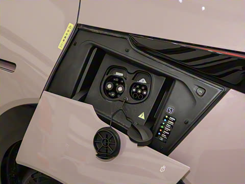 2025�� ������������