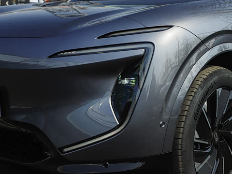 2024�� Pro+���̰�