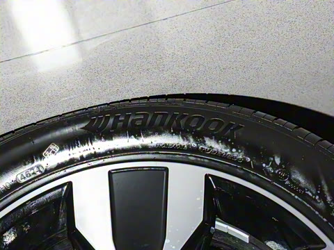 2024�� ���ڿ� 330TSI �Զ�����R-Line��ҫ��