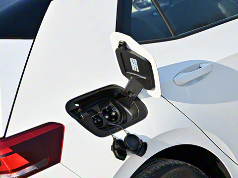 2025�� �Ŀ� ������ ����������