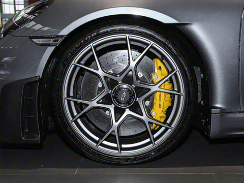 2023�� Spyder RS 4.0L