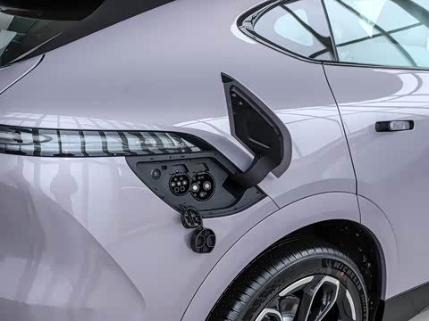 2025�� 625 ������ Max �콢��