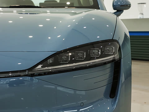 2025�� 855km Max