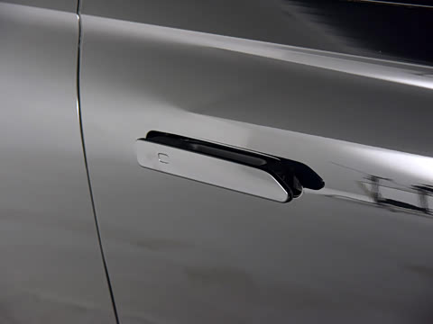 2025�� ���� 760 Max��������������ʻ