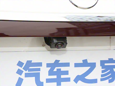 2025�� �Ŀ� E 300 L ʱ����