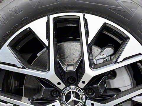 2024�� GLC 260 L 4MATIC ������ 5��