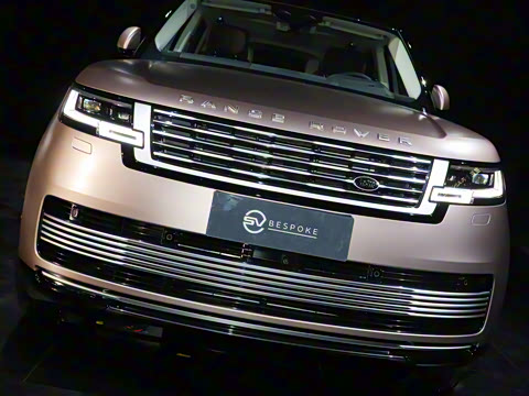 2025�� 4.4 V8 SV�й�ʮ����߶���