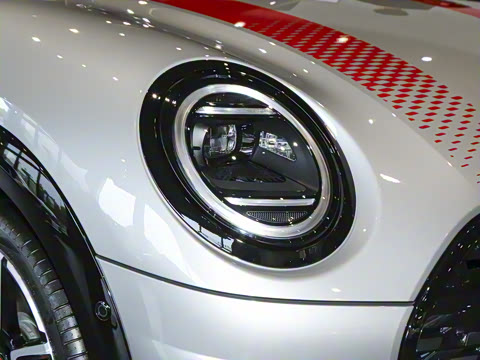 2025�� JOHN COOPER WORKS