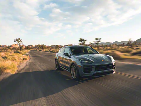 2025�� Cayenne Coup�� Turbo GT 4.0T