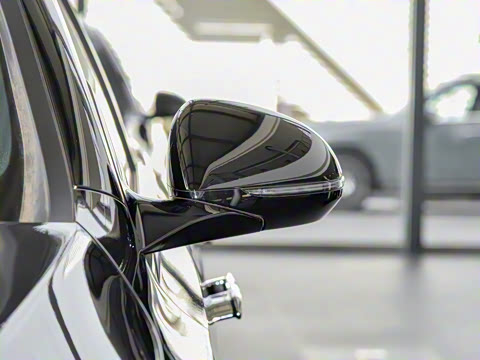 2025�� E 300 ʱ�����˶���