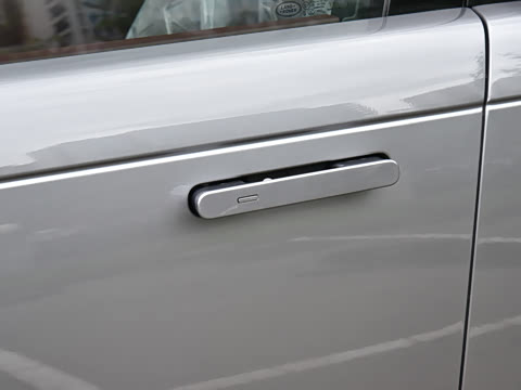 2025�� 3.0 L6 400PS �����ӳ���