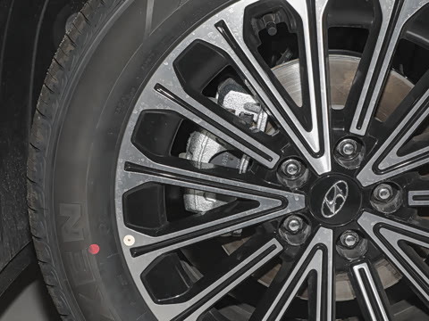 2024�� 270TGDi LUX ����