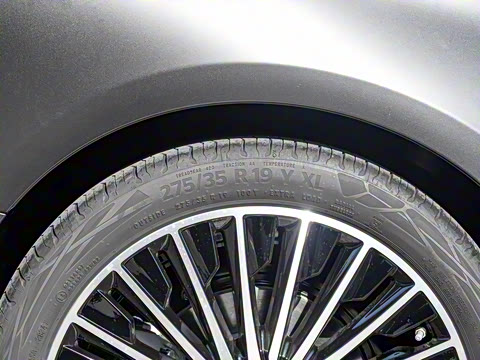 2025�� CLE 300 4MATIC �����ͽ��ܳ�