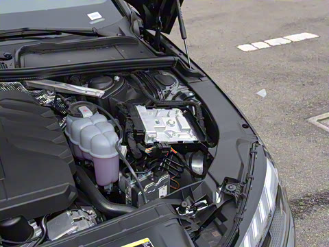 2025�� 200���������� 45 TFSI quattro ��ѡ������