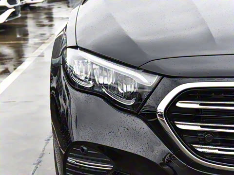 2025�� �Ŀ� E 300 L ʱ����