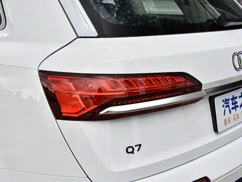 2025�� 55 TFSI quattro S line�˶���