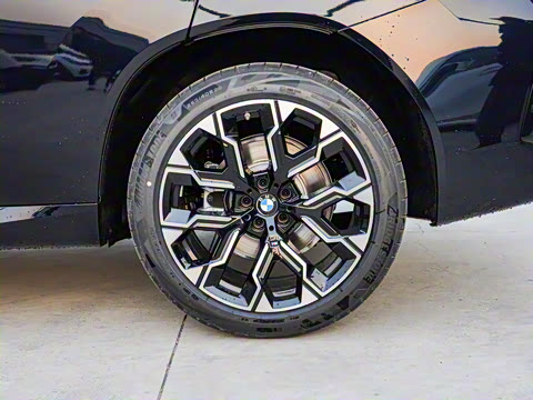 2025�� xDrive30L ������ M�˶���װ